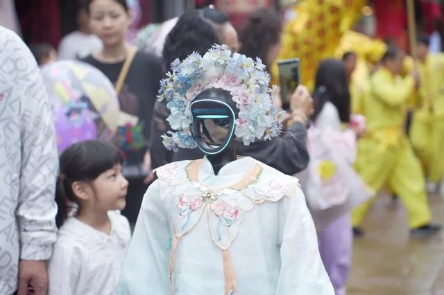 不愧是成都，火成这样！