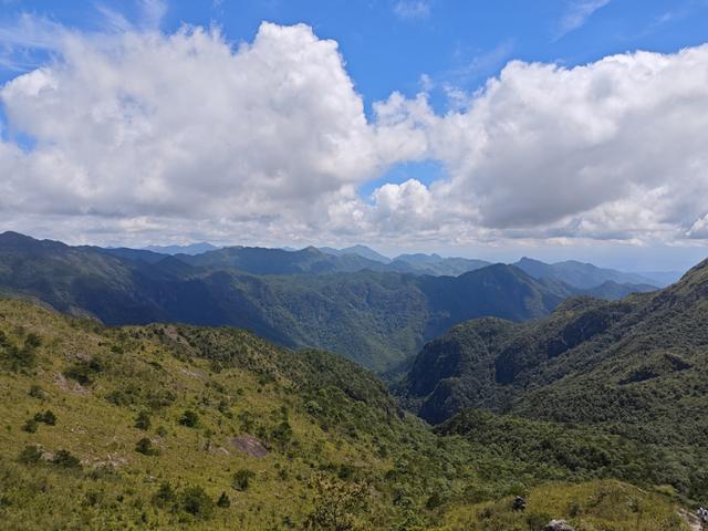 福建龙岩：守护黄连盂！脚下有路，心中有责——消防员登山活动纪实