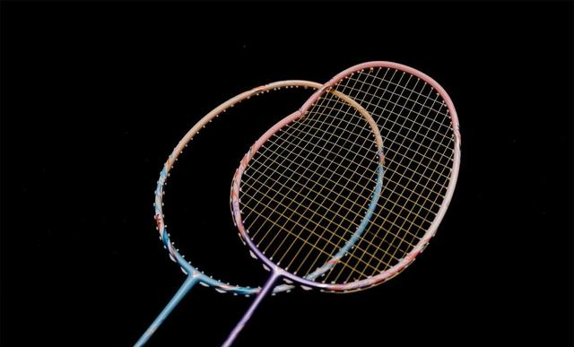 羽毛球要不要报班？—— 一个零基础小白的40小时小班课实践报告