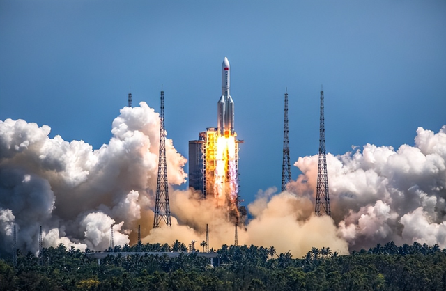 突发特讯，朱雀三号火箭回收失败 , 外媒嘲讽中美差距 , 网友不骂反赞