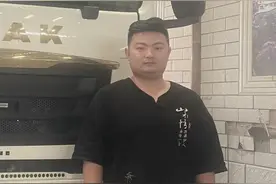 获奖2万元后，拦车救人的河南司机一个举动又获全网点赞！图片