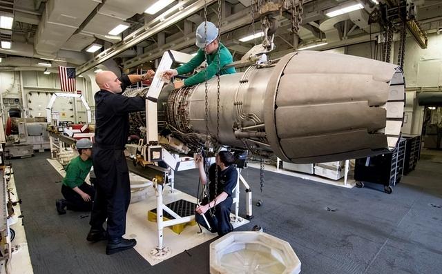 停一天或损失2亿元？美国封锁技术看热闹,我国咬牙攻克压缩机！