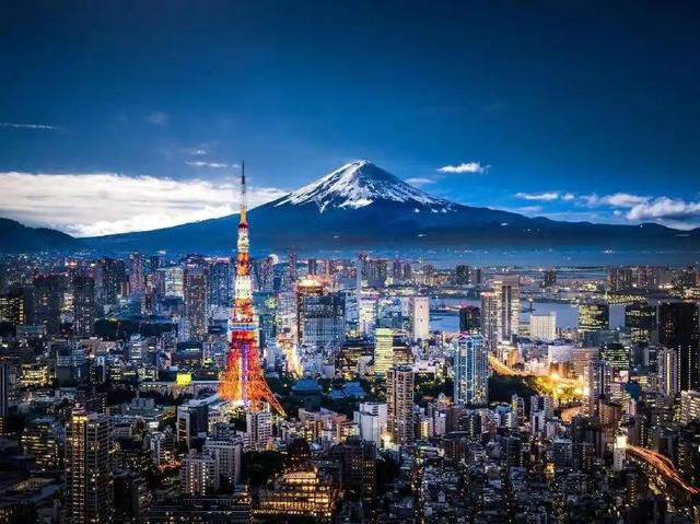 高市早苗直接摊牌！谈台海之战	，一语惊人，白宫和五角大楼全沉默