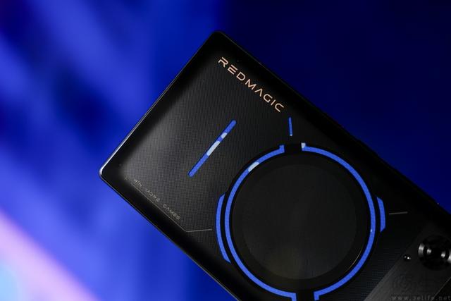 风水双冷、性能新巅峰：红魔游戏手机11 PRO+专项测试