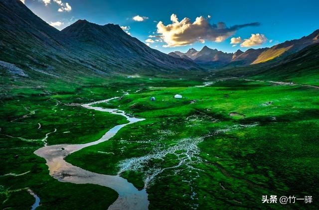 西藏嘎朗湿地：藏东南的隐秘莲花