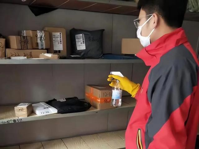 夫妻档骑行1万公里，起因竟是想离婚？
