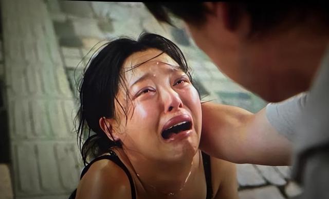 陪睡陪玩只冰山一角！王家卫被曝后，白百何郝蕾也下场，都不装了