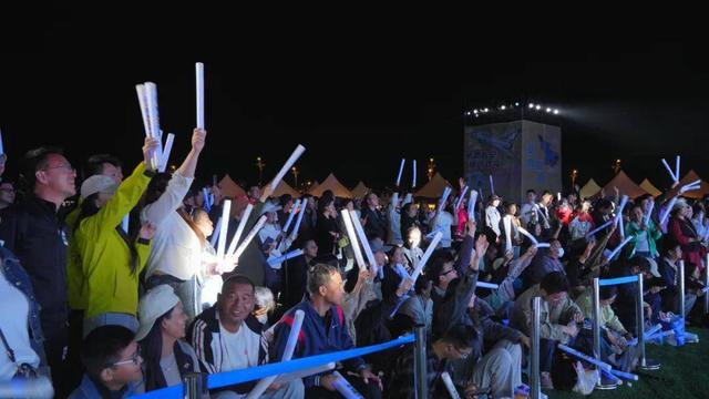 夜幕乐章：街头音乐会奏响幸福旋律——“潮流向北 春城焕新”报业主流媒体看长春青春蝶变系列报道之二