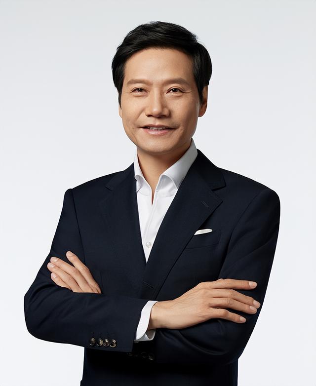 60岁每天工作18小时！雷军携小米16亮剑，逆袭比爽文更燃