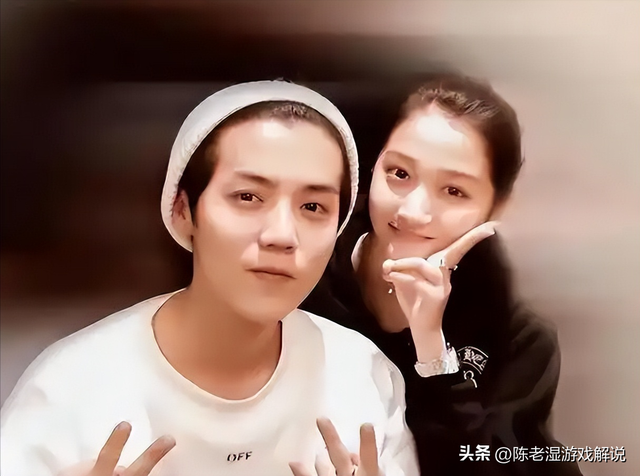 分手传闻仅4月，女友关晓彤高调官宣喜讯，鹿晗终于可以放心了