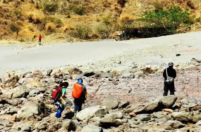 户外捡石头攻略