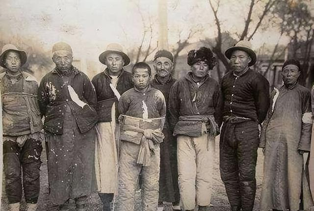 河北一老汉，潜伏东陵十多年，用一把自制钥匙挖空清东陵