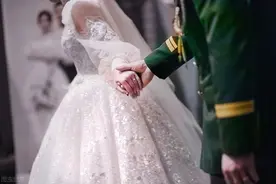 一个关系不错的战友，离婚了！军婚到底有多难？图片