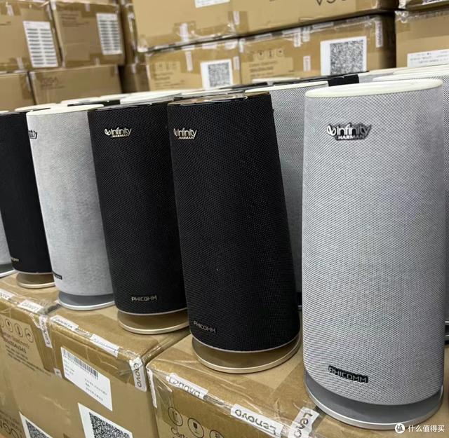 10万箱货高端音箱流入二手市场，价格50元起，燕飞利仕哈曼的喇叭
