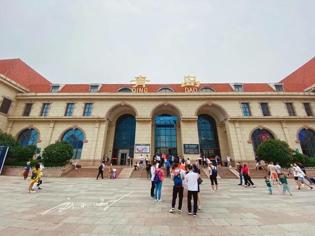 山东“第一城”青岛：既是海滨旅游胜地，GDP更超省会济南？