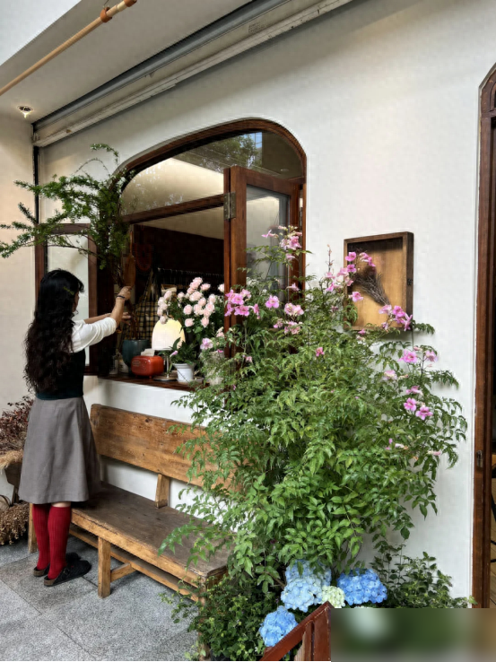 “阴花不能进阳宅”，家里若有这5种花，请赶紧“搬出去”！