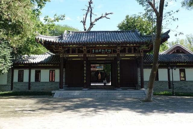 山东有座2000年前的名城，寻访李清照范仲淹们在青州古城的足迹