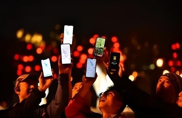 夜游指南｜在曲江池，把日子过成散文诗