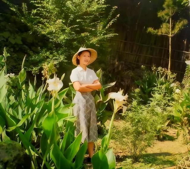 赵一荻软禁期间的真实照片：体态丰腴气质优雅，图8首次曝光