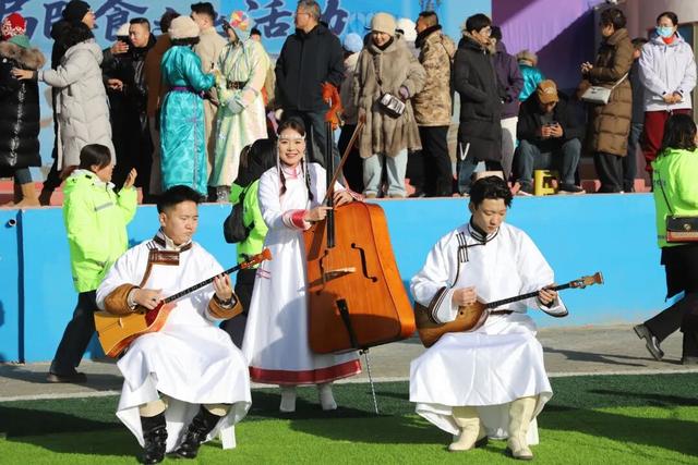 策马踏雪欢歌起！达茂旗冬季那达慕“热力值”超标
