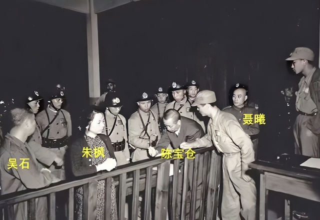 ​​“吴石”向吴石献花！国安部与剧组共同缅怀，功勋与世长存​​