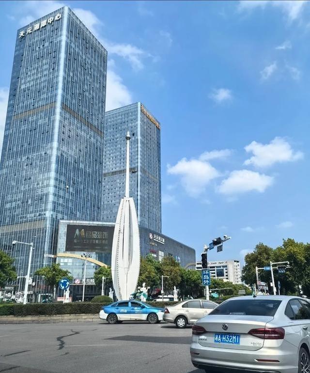 我是长沙人，去了一趟湘潭，不吹不黑：湘潭人是真的牛