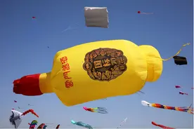 第42届潍坊国际风筝会即将启幕，风筝大赛与世锦赛“共燃”滨海图片