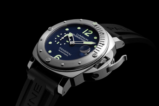 ���ɺ��Ƴ��¿� Luminor Submersible ���
