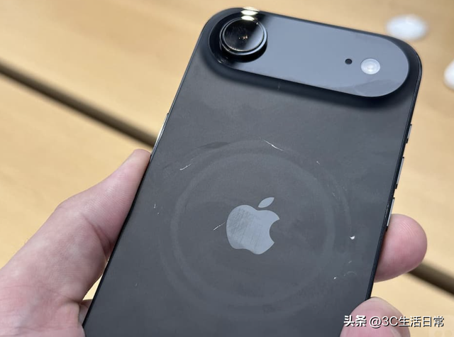 别急着买！iPhone Air 开箱测评：这些隐藏细节决定值不值得入手