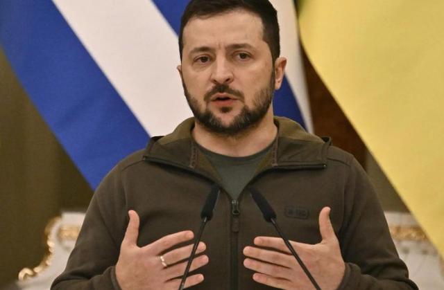 翻脸比翻书快！泽连斯基突然通知中国，准备迎接乌克兰的最新制裁