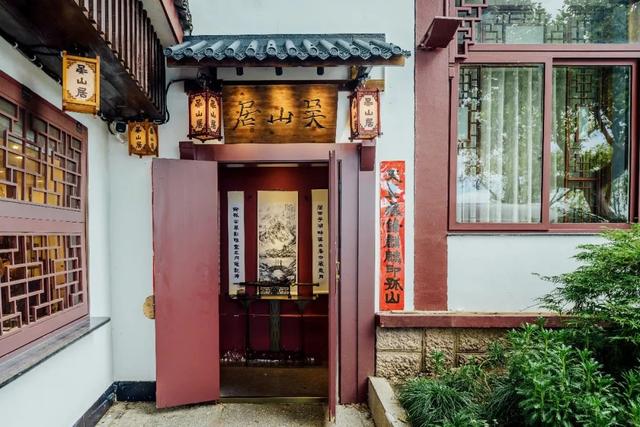 这座城市的8月是限定的！这里富贵迷人眼，没有人来了会不心动