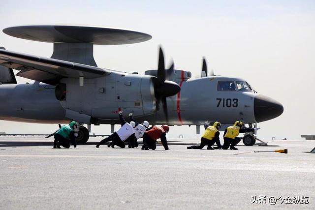 美军酸评福建舰？解放军一句话打脸，戳破美心病：这回真无药可医