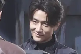 黄轩：出道16年，从无人问津到名导宠儿，连央视都表扬他的演技图片