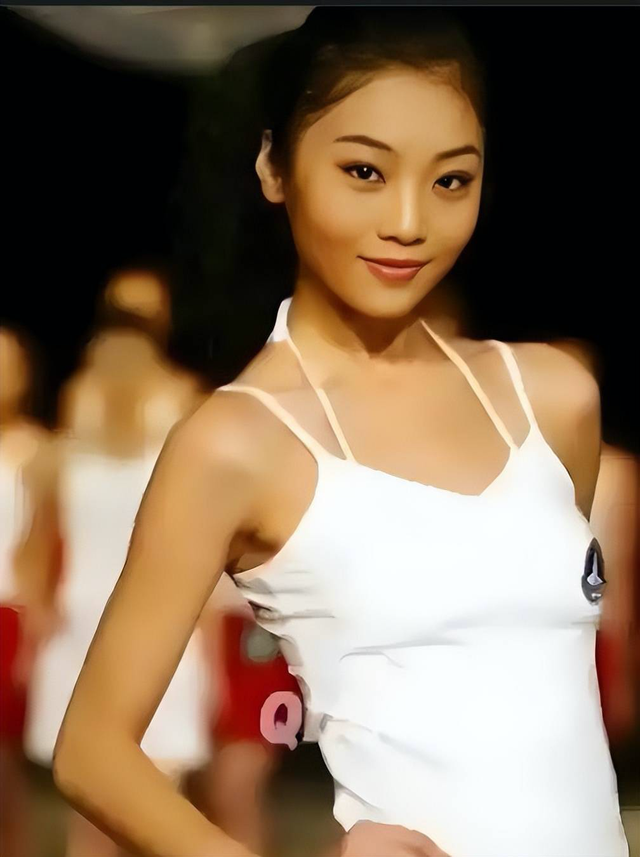 “买英国精子生3娃”的山东女人，8年后现状曝光！如今她后悔不？