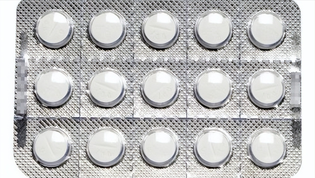 长期吃阿卡波糖注意！出现这五个信号必须停药	，药师详解背后原因