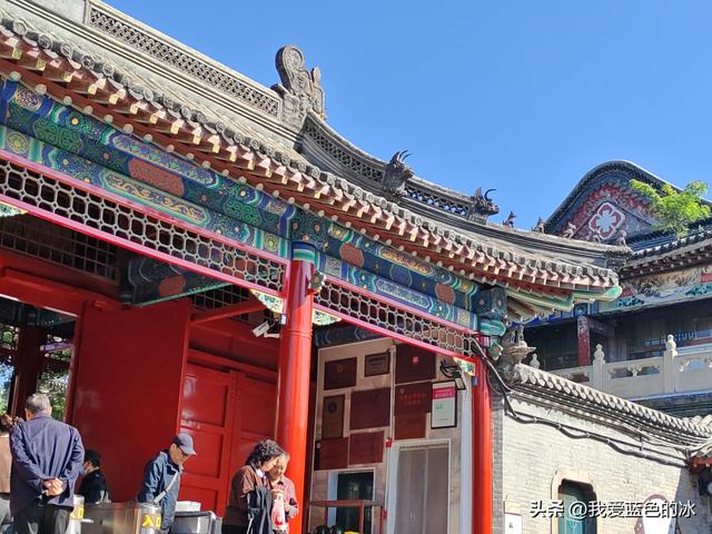 这个时候参观保定古莲花池景区有点时间不对，但还是进来转一圈