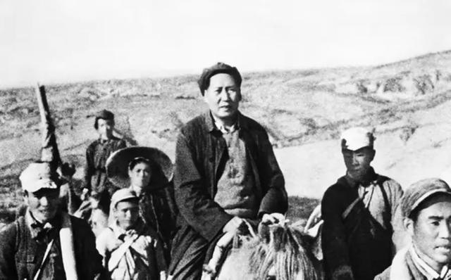 回顾毛主席的一生，其实是一部“逆天改命”史，他的命里早有定数
