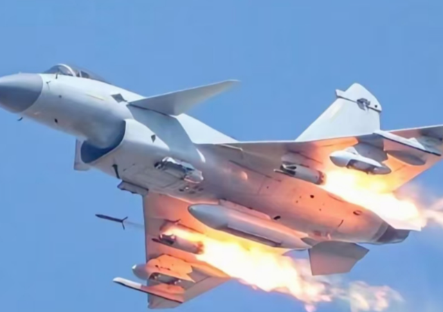 从太空射弹到田间施肥！中国无人机，不止是战场利器