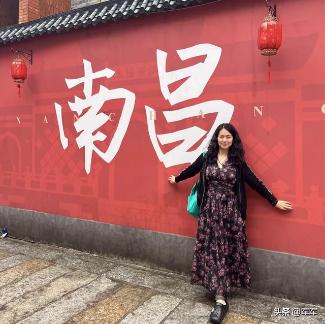 退休后喜欢出去找个酒店,睡到自然醒然后到处走走!