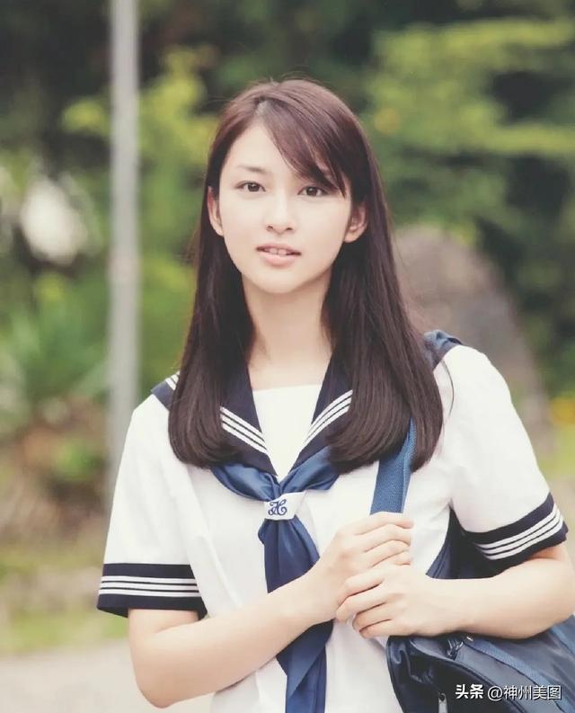 邻家女孩武井咲！