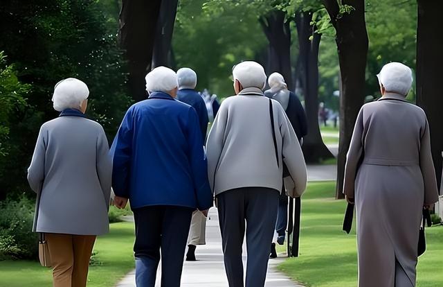 中国将迎人口死亡高峰！22年1041万，23年1100万，去年死亡多少？