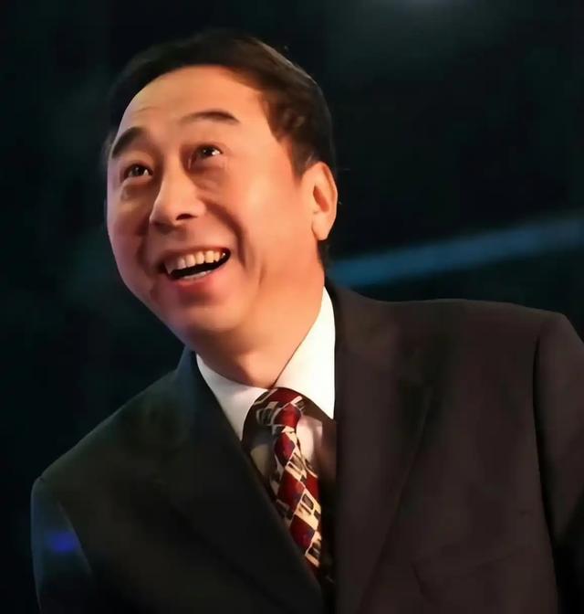 人狂必有祸！68岁冯巩现状曝光	，给高调“炫富”的闫学晶上了一课