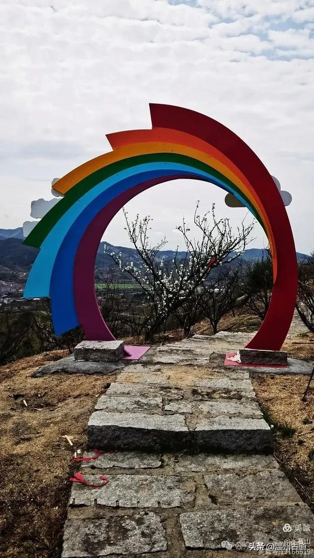 著名的赏李花胜地！这个书圣王羲之后裔居住地的千年古村你可去过