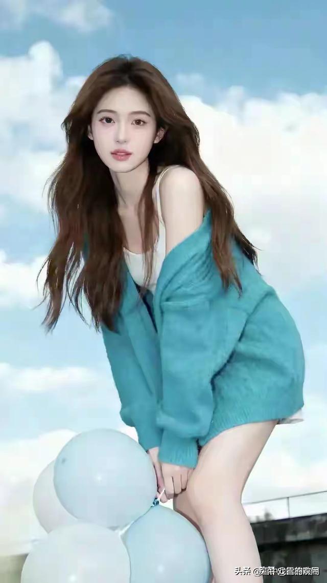 江苏徐州一校花好漂亮	， 身高168cm，体重46kg 美的让人移不开眼