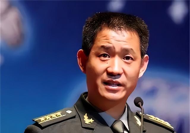聂海胜妻子：在丈夫上太空前提出离婚，其中究竟隐藏了多少辛酸？