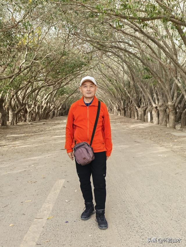 2025环南疆沙漠铁路背包自由行日记(3)---新藏公路零起点叶城打卡