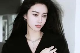 十八线女明星江莱从小就发了疯似的喜欢青梅竹马的陆家少爷陆云川图片