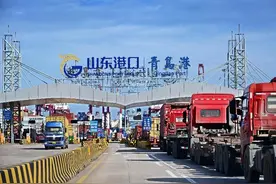 中国十大港口“揭晓”：山东占3席，第一名货物吞吐量达13.77亿吨图片