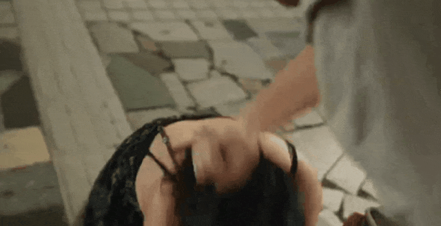 影后，就撕给他们看