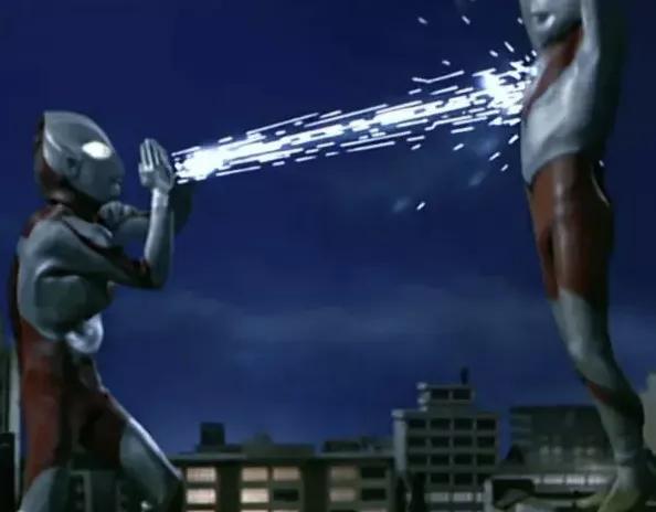 初代奥特曼佐菲和新奥特曼利匹亚佐菲